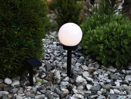 Globus Solcellsdekoration 15 cm - vit - Belysning & el - Utomhusbelysning - Solcellslampa & solcellsbelysning