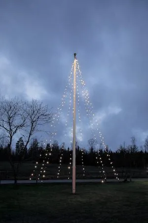 LED-flaggstångsbelysning Jul Crispy Ice White 7 m 360 ljus - Svart / Isvit - Belysning & el - Utomhusbelysning - Flaggstångsbelysning