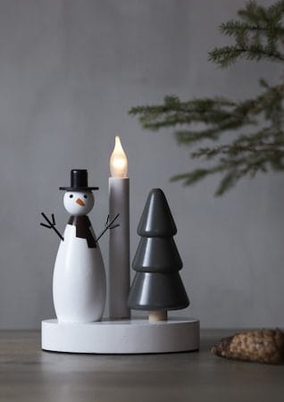 Christmas Joy Snögubbe 16 cm - Rund Ljusstake i Trä - Vit - Inredning - Julpynt & helgdekoration - Julpynt & juldekoration