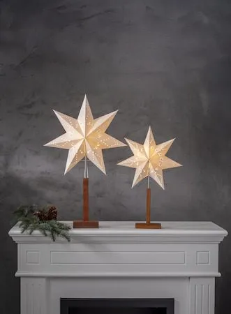 Karo Adventsstjärna på Fot 34 cm - Jullampa i papper & trä - Vit - Inredning - Julpynt & helgdekoration - Julpynt & juldekoration