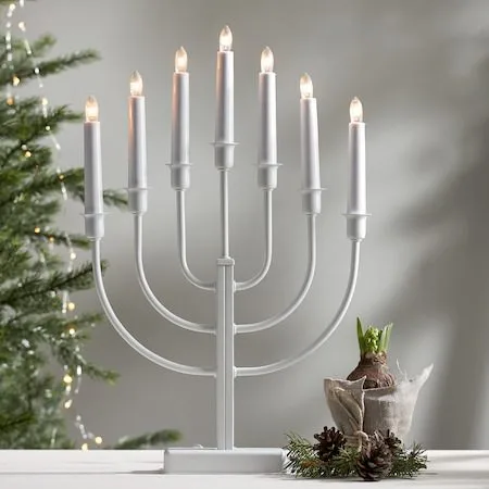 Kristina Adventsljusstake 31 cm - Ljusstake i Metall för Advent - Vit - Inredning - Julpynt & helgdekoration - Julpynt & juldekoration