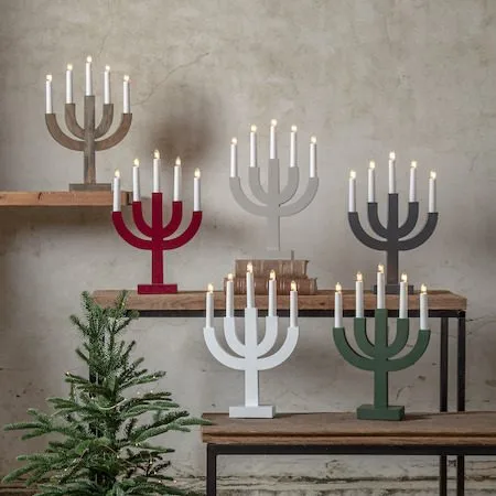 Selma Adventsljusstake 25 cm - Ljusstake i Trä för Advent - Gråbrun - Inredning - Julpynt & helgdekoration - Julpynt & juldekoration