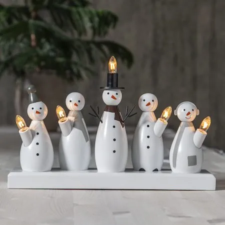 Snowman Adventsljusstake Luciatåg 33 cm - Ljusstake i Trä för Advent - Vit - Inredning - Julpynt & helgdekoration - Julpynt & juldekoration