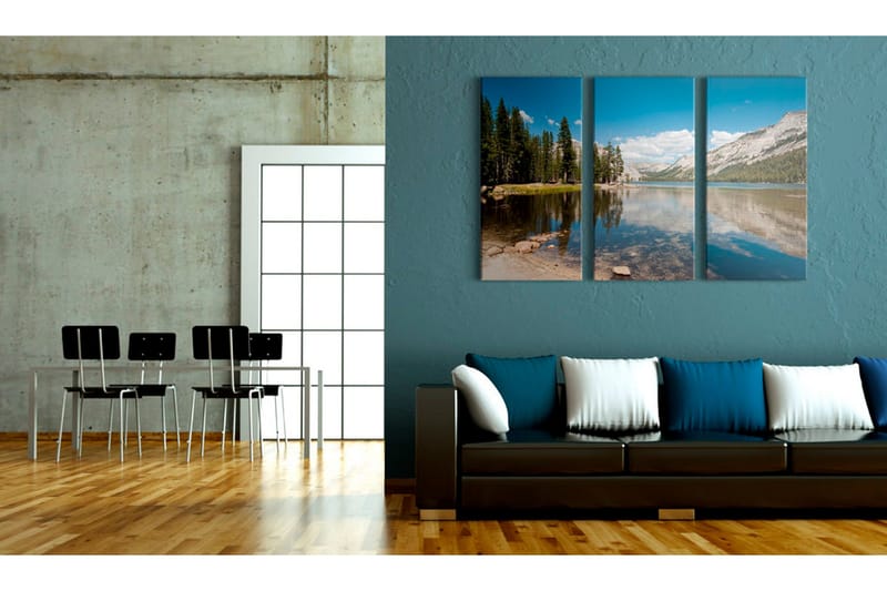 Tavla Mountains, trees and pure lake 90x60 - Artgeist sp. z o. o. - Inredning - Tavlor & konst - Canvastavlor