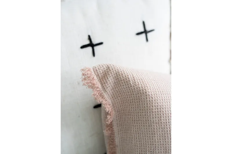 Poster Pillow 50x70 cm - Beige - Inredning - Tavlor & konst - Posters & prints