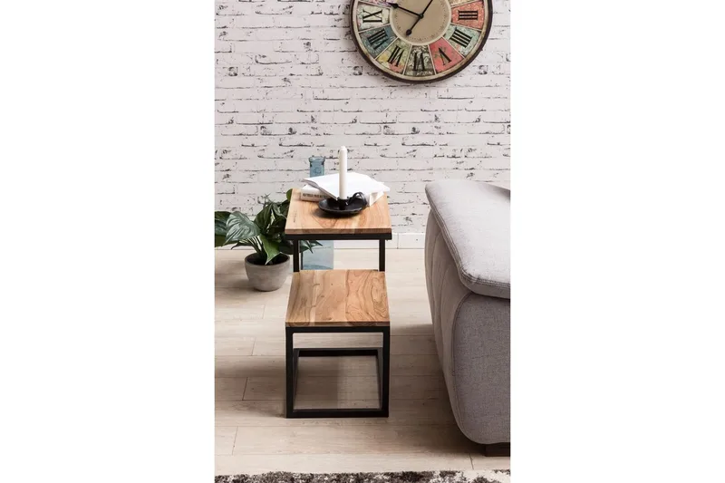 Sido bord Wohnling Massivt trä, S Cube, metallram i lantlig stil Akacia - Akacia - Möbler - Bord & matgrupper - Avlastningsbord - Lampbord