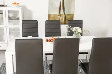 Cibus Matgrupp 180 cm med 6 Stolar - Vit/Svart Konstläder - Möbler - Bord & matgrupper - Matgrupper