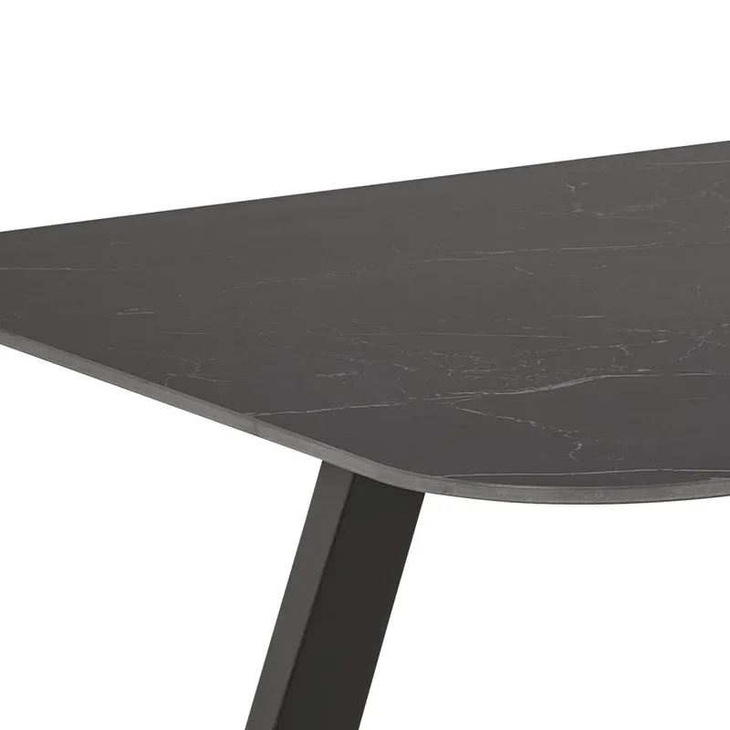 Valricus Matbord 180 cm Rektangulär - Svart - Möbler - Bord & matgrupper - Matbord & köksbord