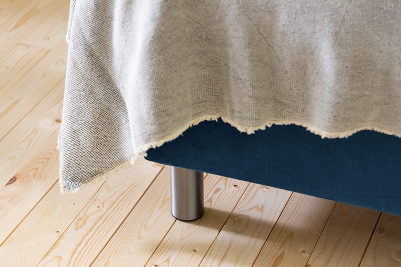 Ella Sängpaket 180x200 cm Rutig Gavel - Mörkblå/Sammet - Möbler - Säng - Komplett sängpaket