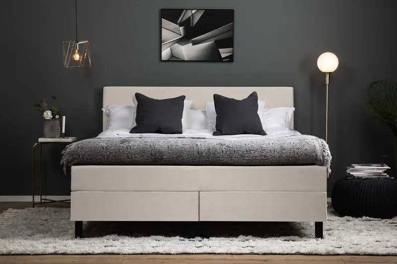 Lucky Komplett Sängpaket 180x200 Polyeter Slät Sänggavel - Beige - Möbler - Säng - Kontinentalsäng