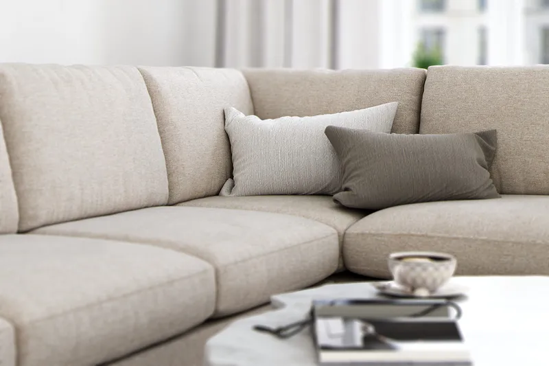 Ocean Lyx 4-sits Högervänd L-formad Schäslongsoffa i Tyg - Beige - Möbler - Soffa - Divansoffor & schäslongsoffa