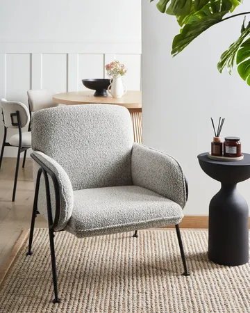 Fåtölj Trysnes - Off-White - Möbler - Stolar & fåtöljer - Fåtölj