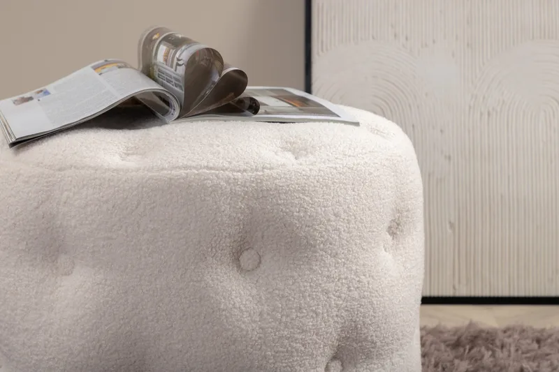 Benjamin Sittpuff - Benvit - Möbler - Stolar & fåtöljer - Pall & puff - Sittpuff