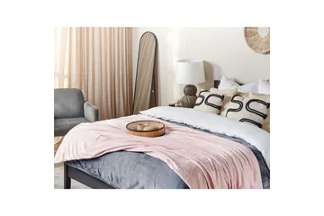 Pläd Bayburt Rosa, 150x200 cm - Rosa, 150x200 cm - Textil & mattor - Filtar, kuddar & plädar - Filtar & plädar