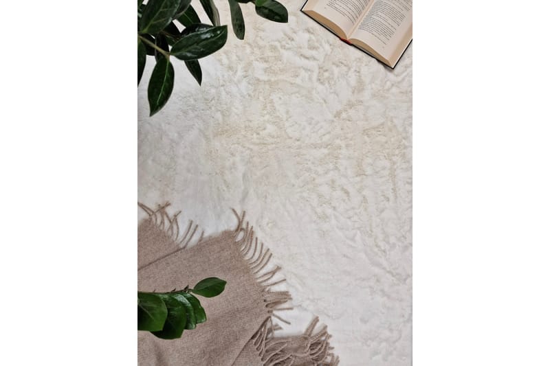 Heaven Ryamatta Vit 160*230 - Vit - Textil & mattor - Mattor - Modern matta - Ryamatta & luggmatta