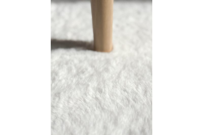Heaven Ryamatta Vit 80*160 - Vit - Textil & mattor - Mattor - Modern matta - Ryamatta & luggmatta