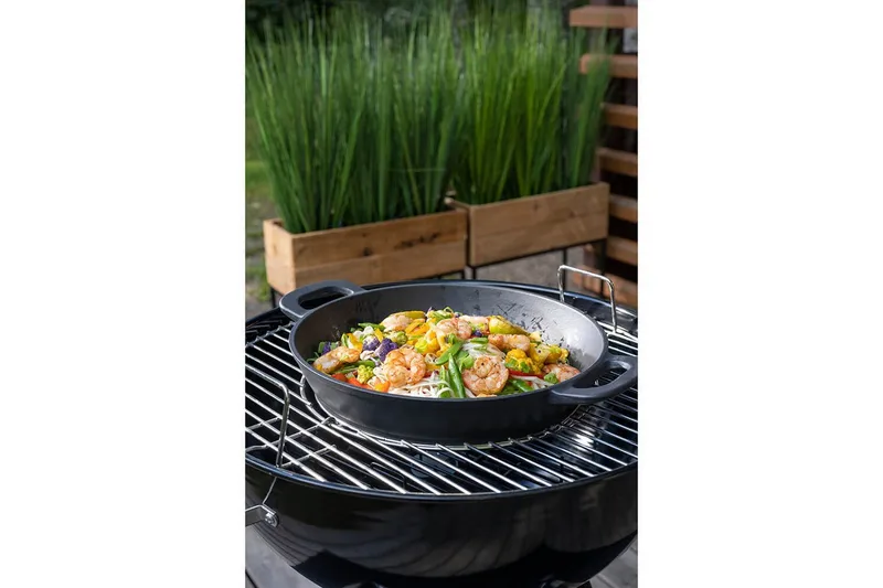 Kolgrill Mustang Gourmet 57 - Svart - Trädgård & spabad - Grillar & matlagning utomhus - Kolgrillar - Klotgrillar