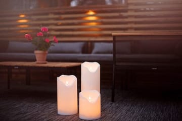 Flamme Grand LED Blockljus 20 cm - vit - Trädgård & spabad - Utemiljö - Altan & terrass - Altanbelysning