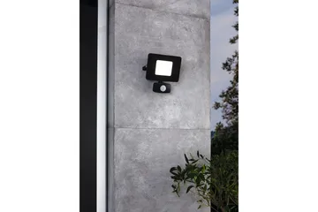 Väggstrålkastare Utebelysning Eglo Faedo 3 med Sensor 20W, Svart - Svart - Trädgård & spabad - Utemiljö - Entré - Entrébelysning