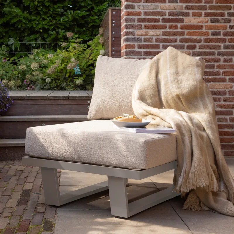 Loungestol Bear Utomhus - Sand - Utemöbler - Utestol & trädgårdsstol - Utefåtölj & loungefåtölj